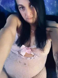 LuckyC76 Public Pic 4