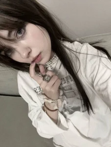 Public de GuyedTheobid  2 Imagens