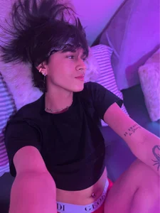 Cam_roos2 Enjoy my selfies รูป  2