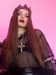 Bloom_evl Public slika