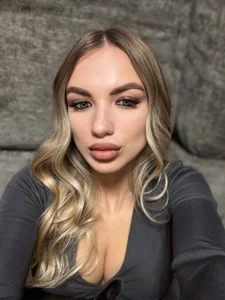 ArinaWong Public صورة واحدة|ArinaWong Public صورتان|ArinaWong Public  5 صور|ArinaWong Public  5 صورة