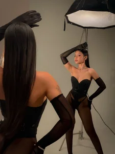 Velvet Shadows od SophieHouston_  5 snímek