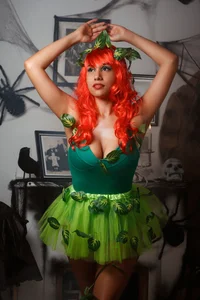 PilarJones_: Halloween 2022 ( 2 фото)