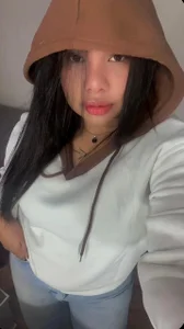 Rashell1_Queen Public Billede 2