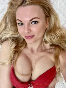 Eva-glow Public Fotka 2