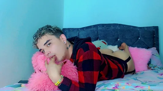 xpleasurableboyx's XXX Nude Photo 6