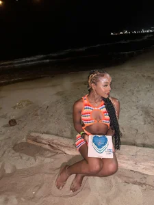 Miss_westt_ HAPPY BIRTHDAY TAYLOR #24 Gambar