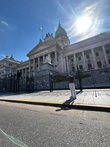 Luchonaked Public Gambar 6