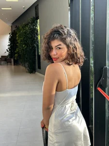 Zdjęcia Melina_Ferrer1 I feel tender today. Do you think I can be your beautiful wife?: 