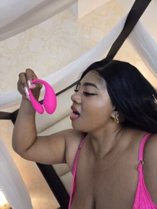 KiaraDiazz Let me eat you 🥵 Pic