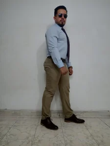 KalethBigDick light colored suit Immagine  3