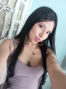 MelodyHott2 Public Pic