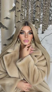 ENJOYING EUROPE de 10Massive_DominantDoll-xx  6 Imagens