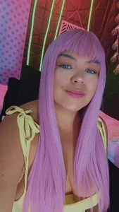 Horny_kaylee Pink hair and blue eyes Billede 5