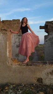 Eva_Melow Genuine success grows out of the ruins of your failures! You can rate my photos with tips😘 사진 3