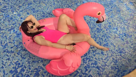 zzoe_ Sensuality that ignites your fantasies🍒 Foto 3