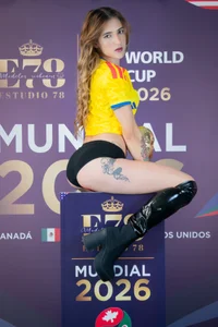 Zdjęcia Juliieta_gray a sexy Colombian 🔥⚽💛:  2