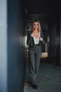 AlicePirs Public Foto