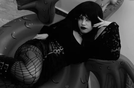 GOTH STYLE