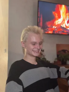 DemianEnglen Public صورة واحدة|DemianEnglen Public صورتان|DemianEnglen Public  3 صور|DemianEnglen Public  3 صورة