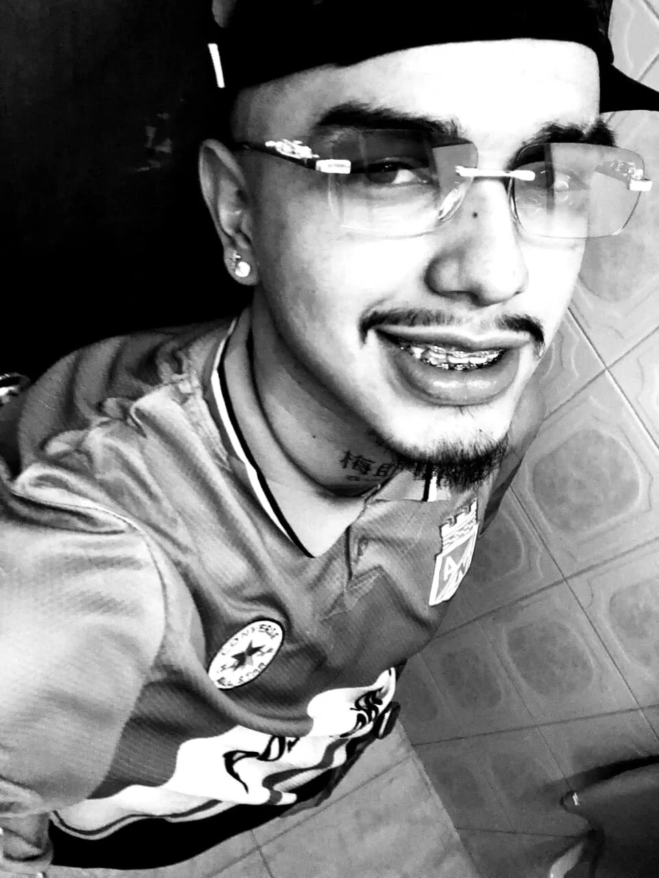 TysonRiggs Právě oblíbené foto 6813