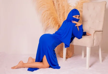 DinaNoor Today I am not a dream... I am a temptation wrapped in royal blue 💙✨ Pic 5
