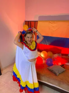 GraceElizabeth_ Come do a cultural exchange with me. Pic 3