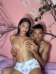 hottcouple26の🌻🌻🌻の枚の写真