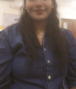 Cute-girlyy Public Pic 4