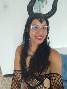 Karii-R 🖤🧸  7. fénykép