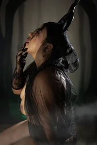 anna_lorenss HALLOWEEN😈👻 Foto 9