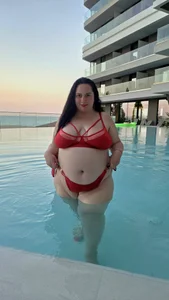 SofiaHanson kullanıcısının Summer vibes albümü -  7 fotoğraf