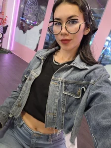 Public de Yelena_77 Foto 4