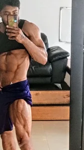 Troyy_lee1のPublicの 2枚の写真