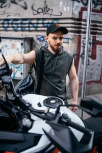 Ryanstone_ ME in the actions Immagine 