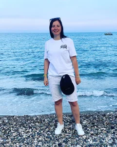 Longhairgirl Public Gambar 5