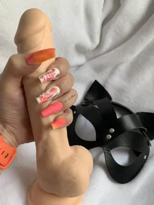 Des pieds et des mains de MissSweetYumi Foto 7