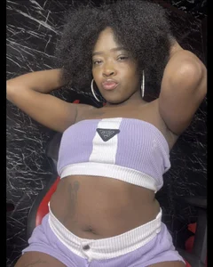 Thyana_LS Public Pic 6