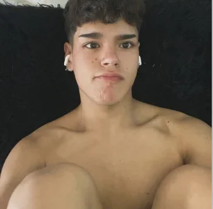 kevin_andrew08 Fuck me!! 🥺🥺 Poză