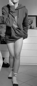 Emma_Conti_ Public Foto