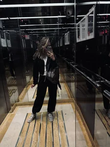 AsianDevi1 Public Pic 7