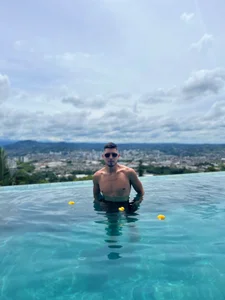 Day off 💚 de Aaronfox_x  2 Imagens