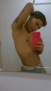 Gay_Red_RoomKevin Jonas图片