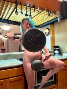 rosiebuddy kullanıcısının Nood(le)s in the Kitchen 💋 TEASE albümü -  3 fotoğraf