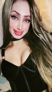 hilary_rodriguez i love me Pic 4