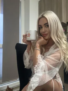 cute_blondiexのLittle Angel?の 4枚の写真
