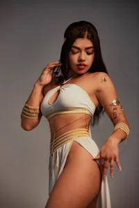 NaylaGrey kullanıcısının Your goddess cleopatra🔥✨ albümü -  3 fotoğraf