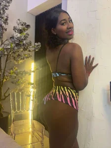 Public od Manurousee  4 snímek