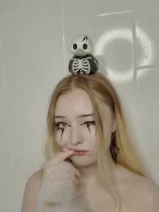 ElswythCovil bath time and duck Billede 6