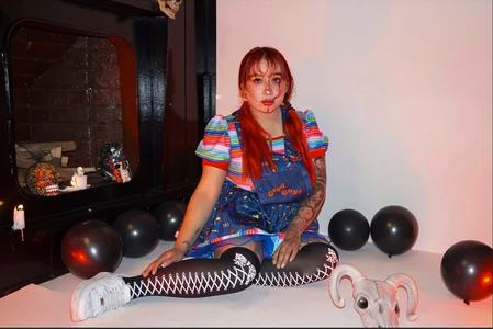 CHUKY de Kata_Bigboobs Foto 4